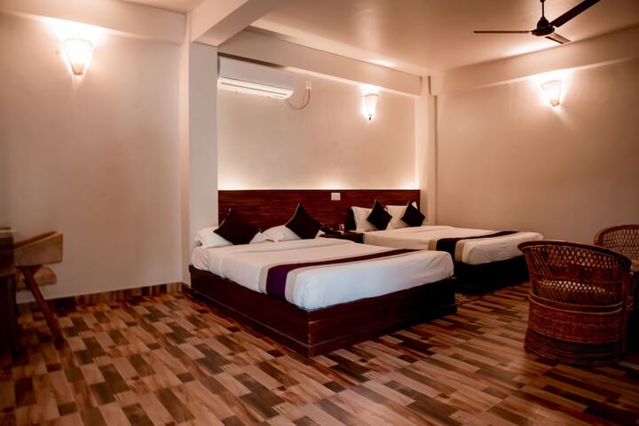 Room 13 of 91