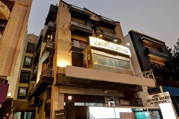 Townhouse Church House Rohini Near Rohini Sector 18 Metro Station
