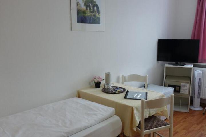 Photo 19