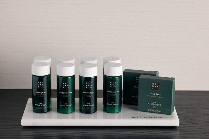 Room 67 of 112