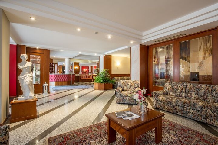 Hotel Interior 3 of 44