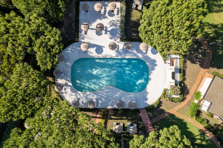 Pool 21 of 40