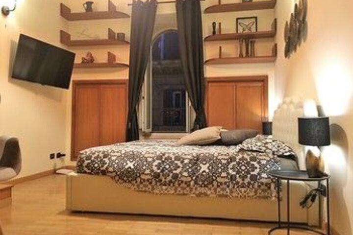 Room 14 of 25