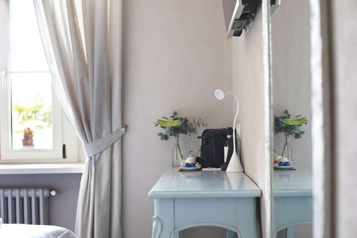 Room 35 of 150