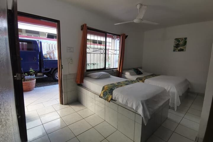 Room 4 of 26