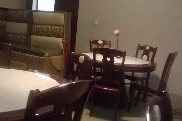 Dining 53 of 83