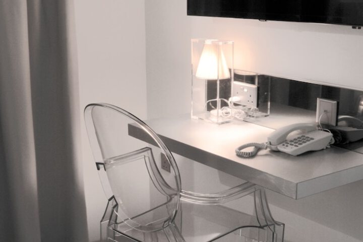 Room 6 of 47