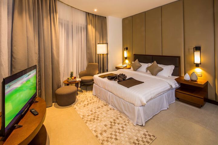 Room 4 of 41