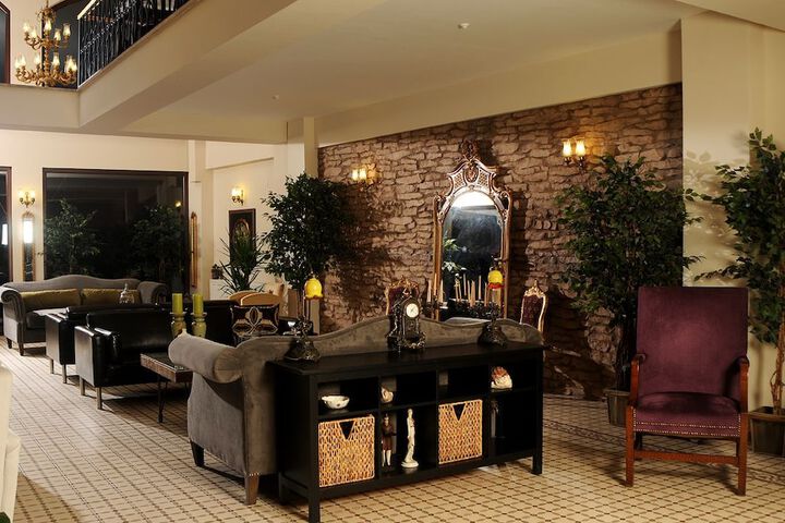 Hotel Interior 7 of 19