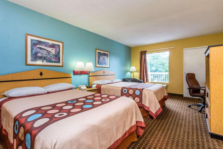 1 King Bed (1 of 8)