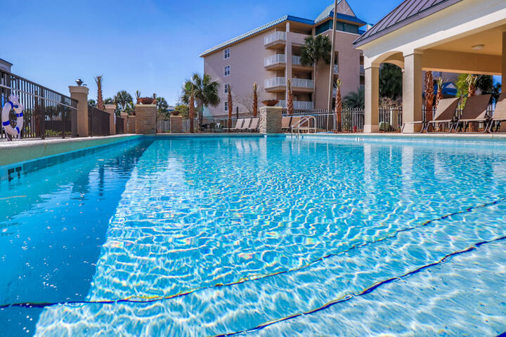 Pool 21 of 25