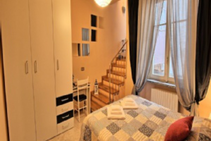 Room 369 of 528