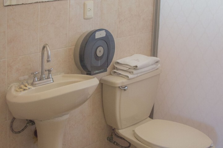 Room 30 of 50