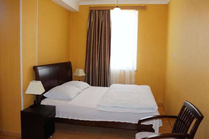 Room 2 of 13
