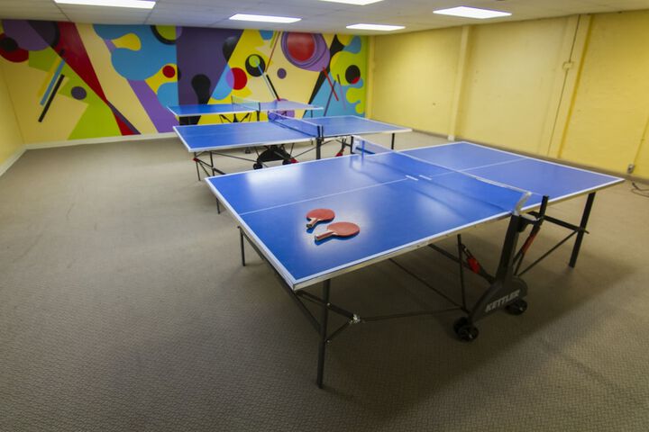 Room 70 of 95