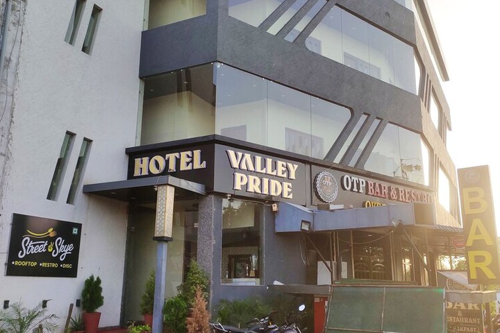 Hotel 12 of 15