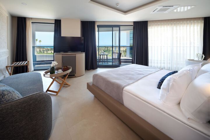 Room 28 of 170