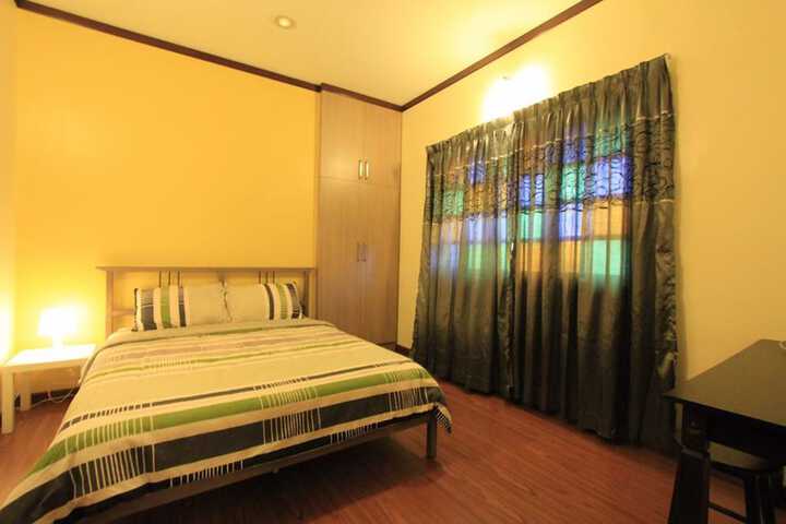 Room 4 of 29