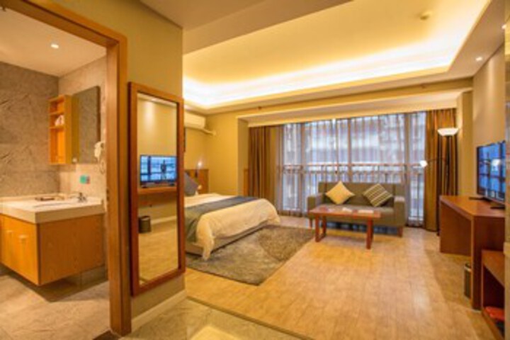Room 17 of 70