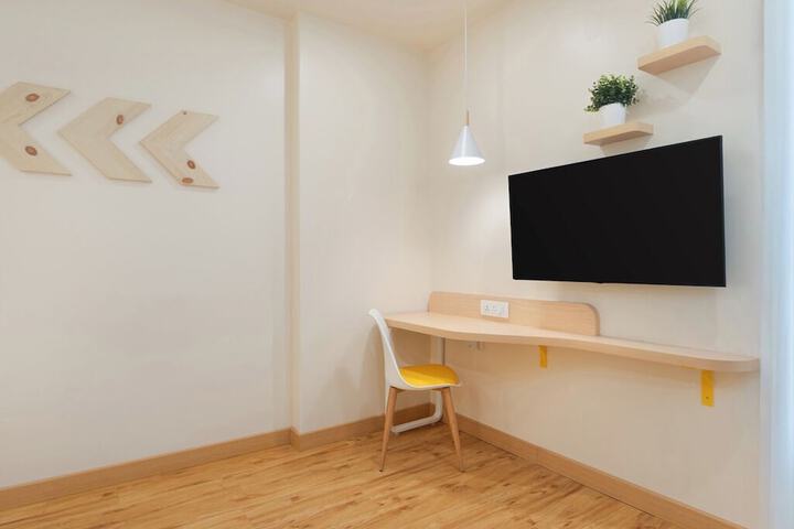 Room 16 of 39