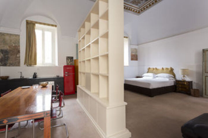 Room 40 of 121
