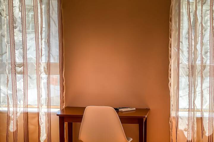 Room 13 of 26