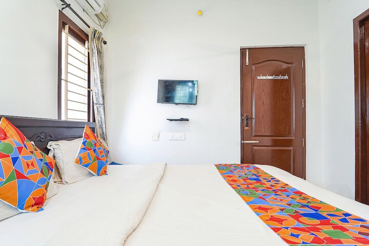 Room 19 of 25