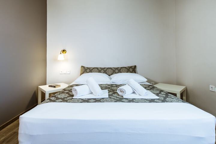 Room 14 of 62