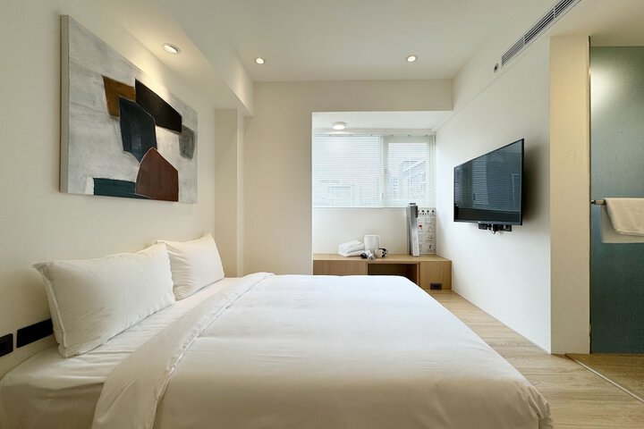 Room 14 of 34
