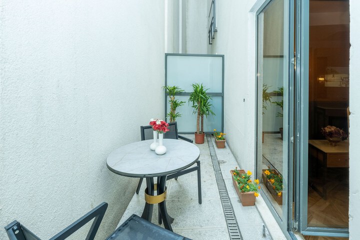 Terrace/Patio 89 of 144