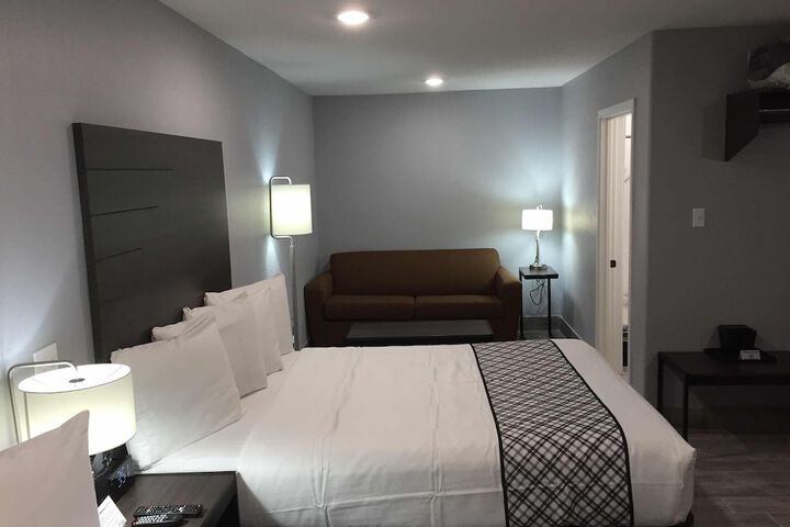 Room 7 of 22