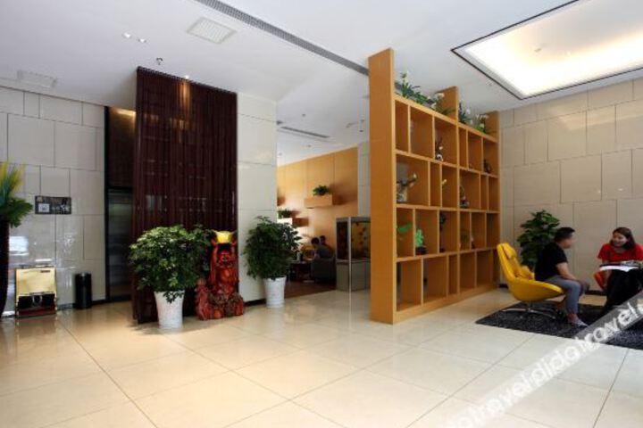 Hotel Interior 6 of 21