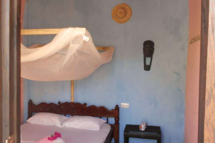 Room 15 of 27