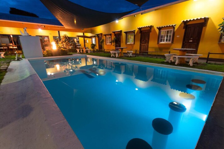 Pool 24 of 37