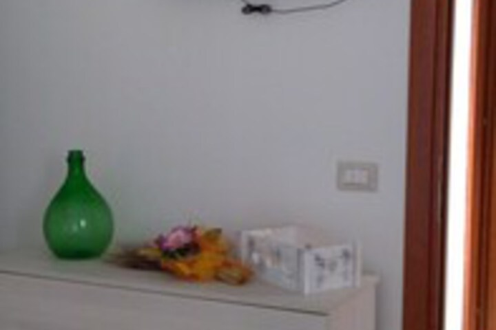 Room 17 of 25