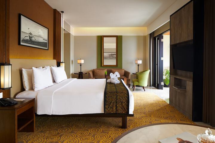 Room 4 of 24
