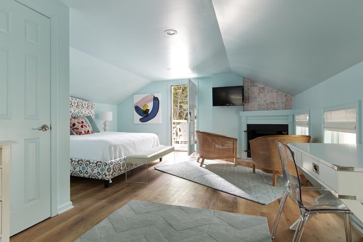 Room 25 of 72