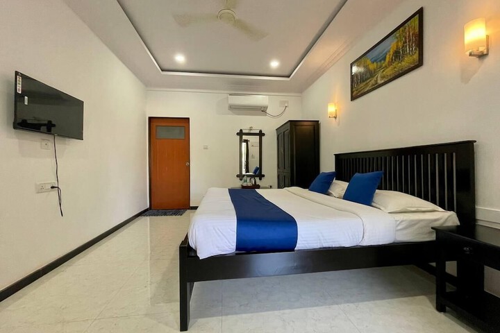 Room 7 of 69