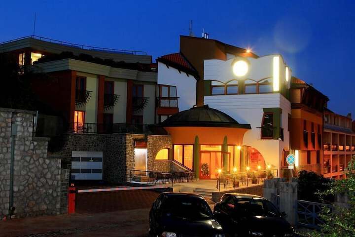 Hotel 58 of 61
