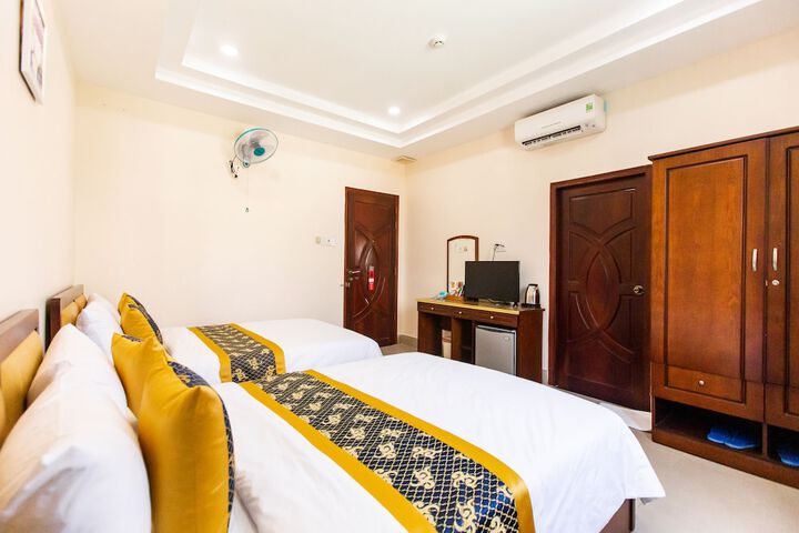 Room 14 of 46