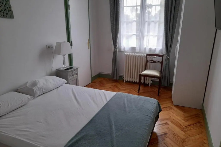 Room 3 of 22