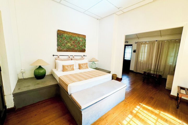 Room 15 of 60