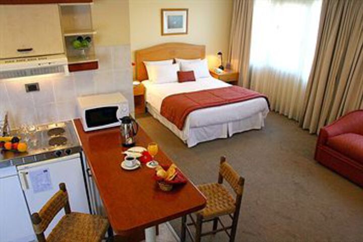 Room 10 of 43