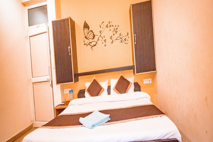 Room 20 of 46