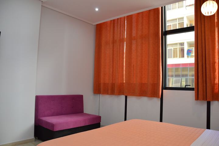 Room 12 of 62