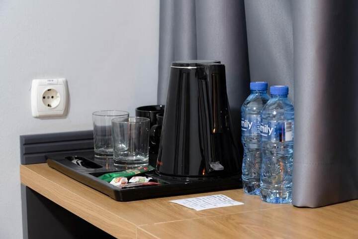 Breakfast/Coffee Service 32 of 48