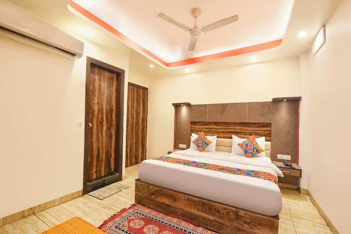 Room 14 of 29