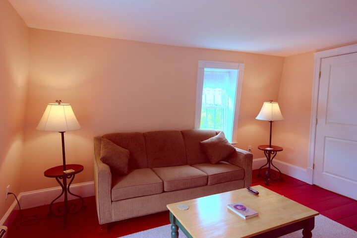 Room 22 of 38