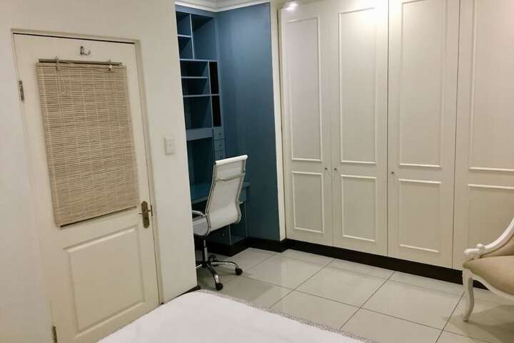 Room 169 of 216