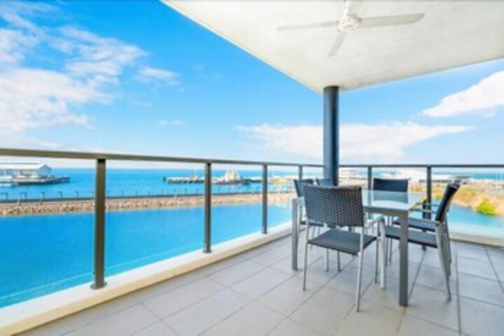 Terrace/Patio 3 of 10